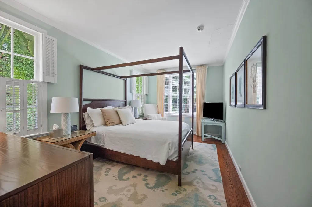 258 Pendleton Avenue Palm Beach FL 33480