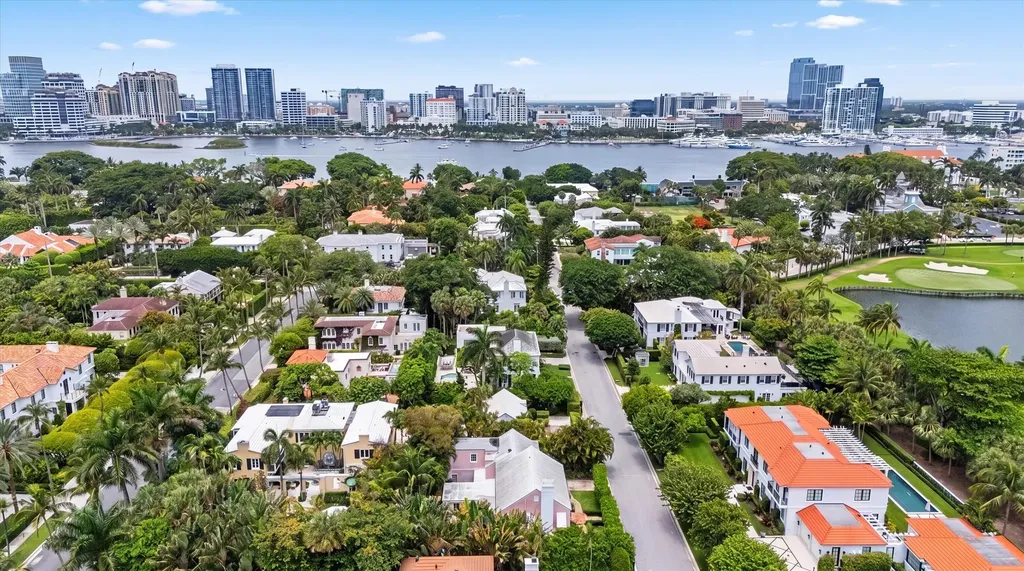 258 Pendleton Avenue Palm Beach FL 33480