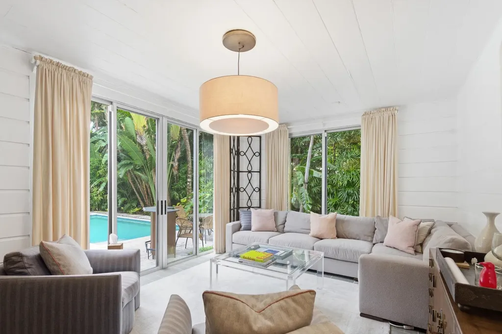 258 Pendleton Avenue Palm Beach FL 33480