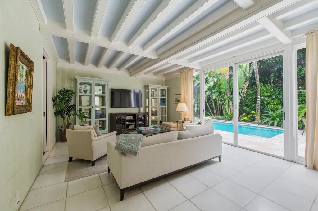 258 Pendleton Avenue Palm Beach FL 33480