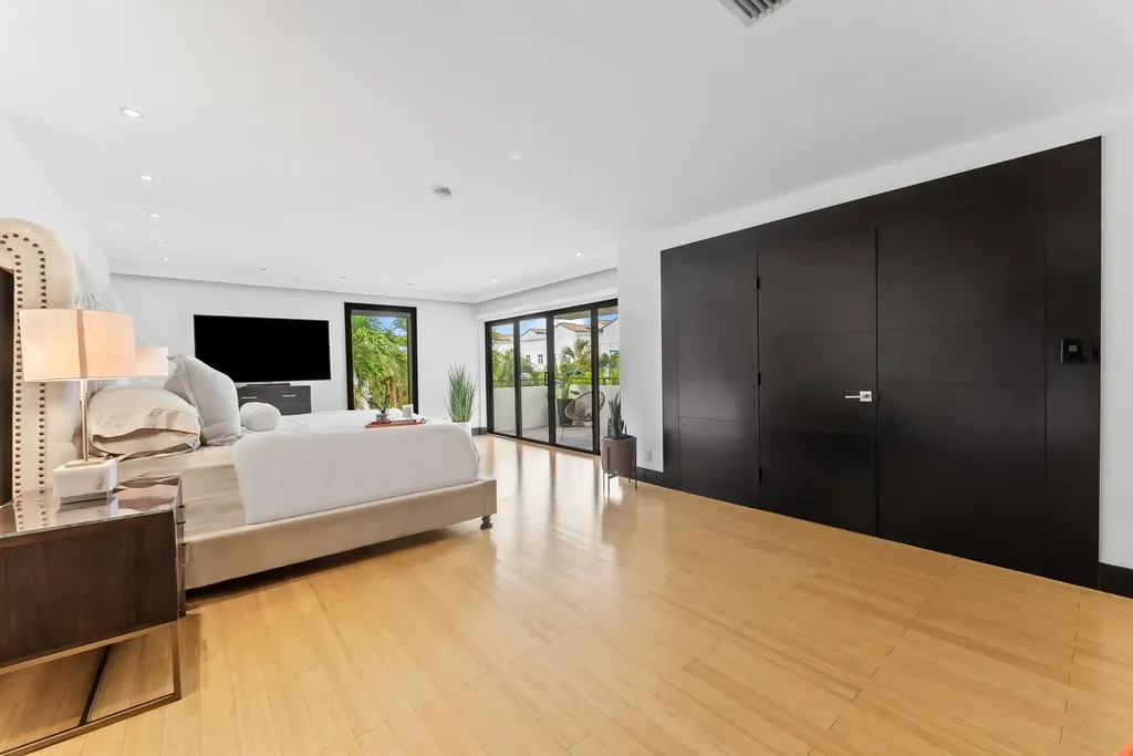 76 Isle Of Venice Drive Fort Lauderdale FL 33301