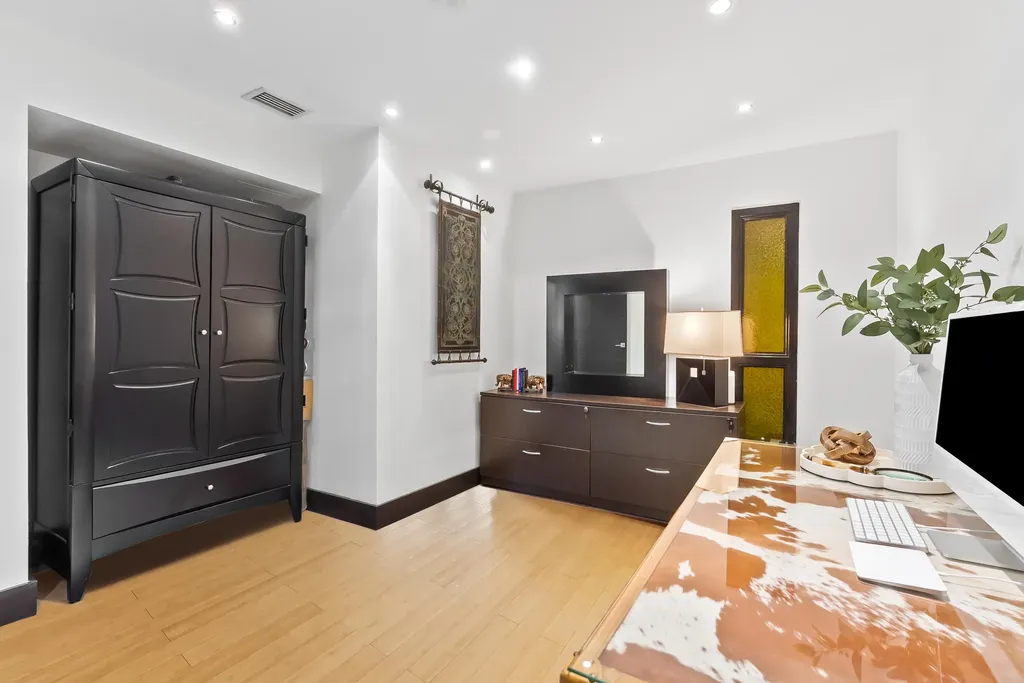 76 Isle Of Venice Drive Fort Lauderdale FL 33301