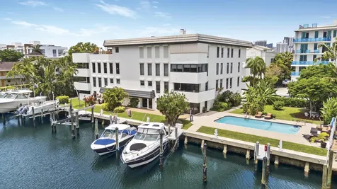 76 Isle Of Venice Drive Fort Lauderdale FL 33301