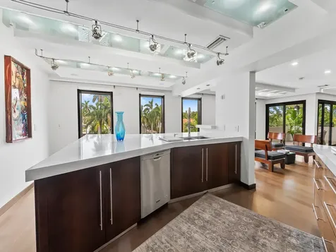 76 Isle Of Venice Drive Fort Lauderdale FL 33301