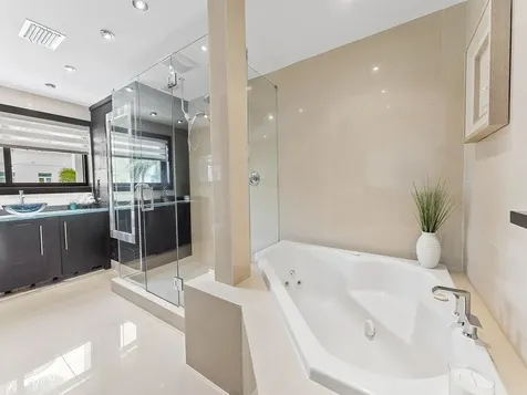 76 Isle Of Venice Drive Fort Lauderdale FL 33301
