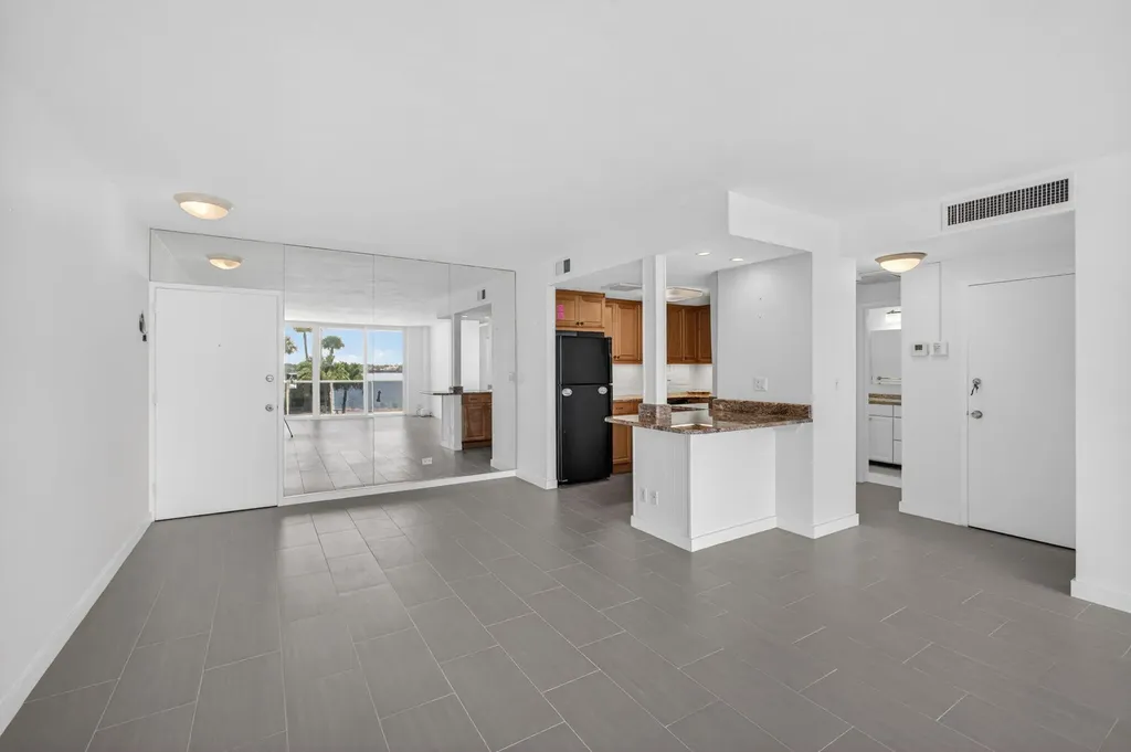 2800 N Flagler Drive West Palm Beach FL 33407