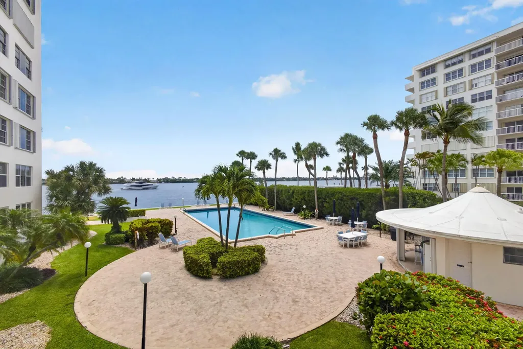 2800 N Flagler Drive West Palm Beach FL 33407