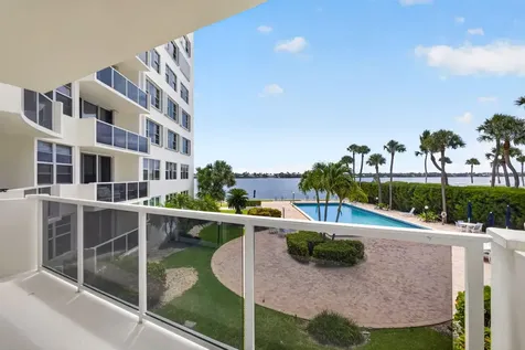 2800 N Flagler Drive West Palm Beach FL 33407