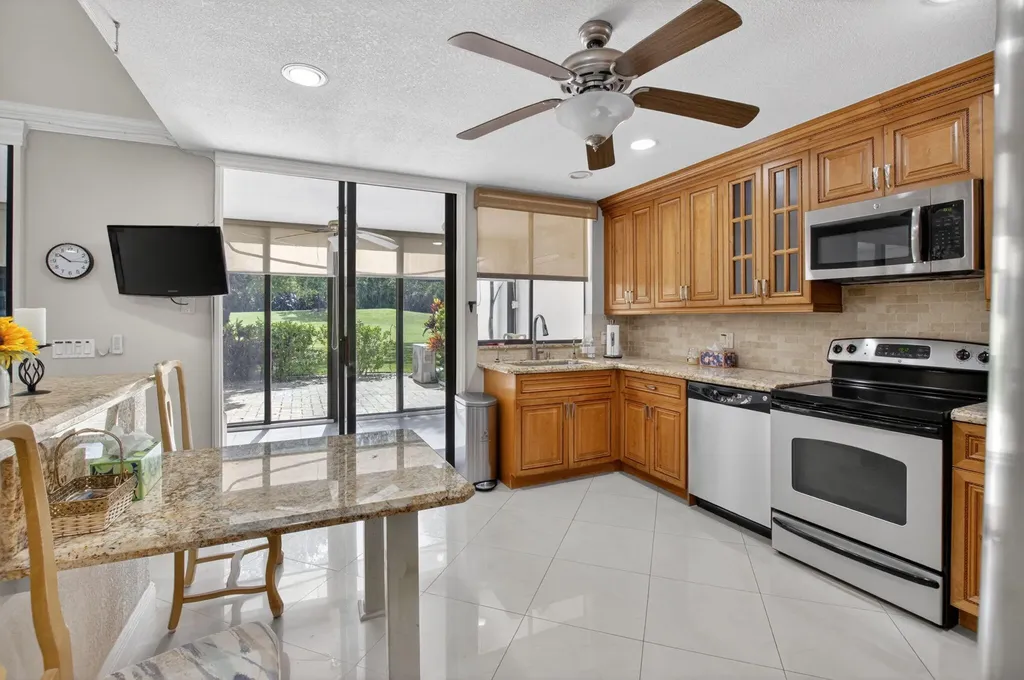 19950 Sawgrass Lane Boca Raton FL 33434
