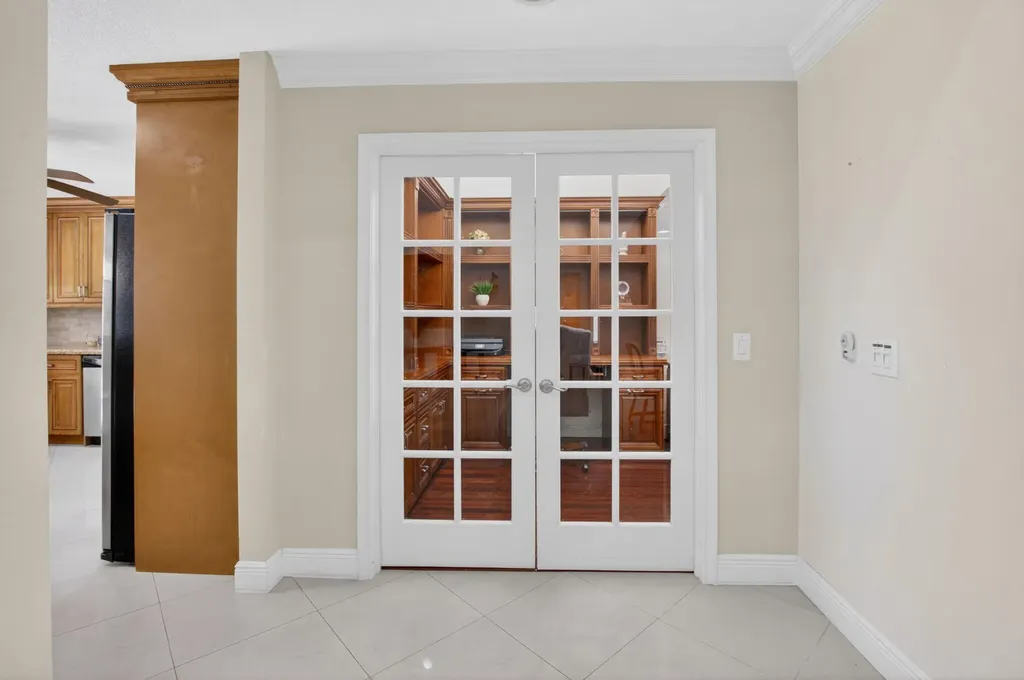 19950 Sawgrass Lane Boca Raton FL 33434