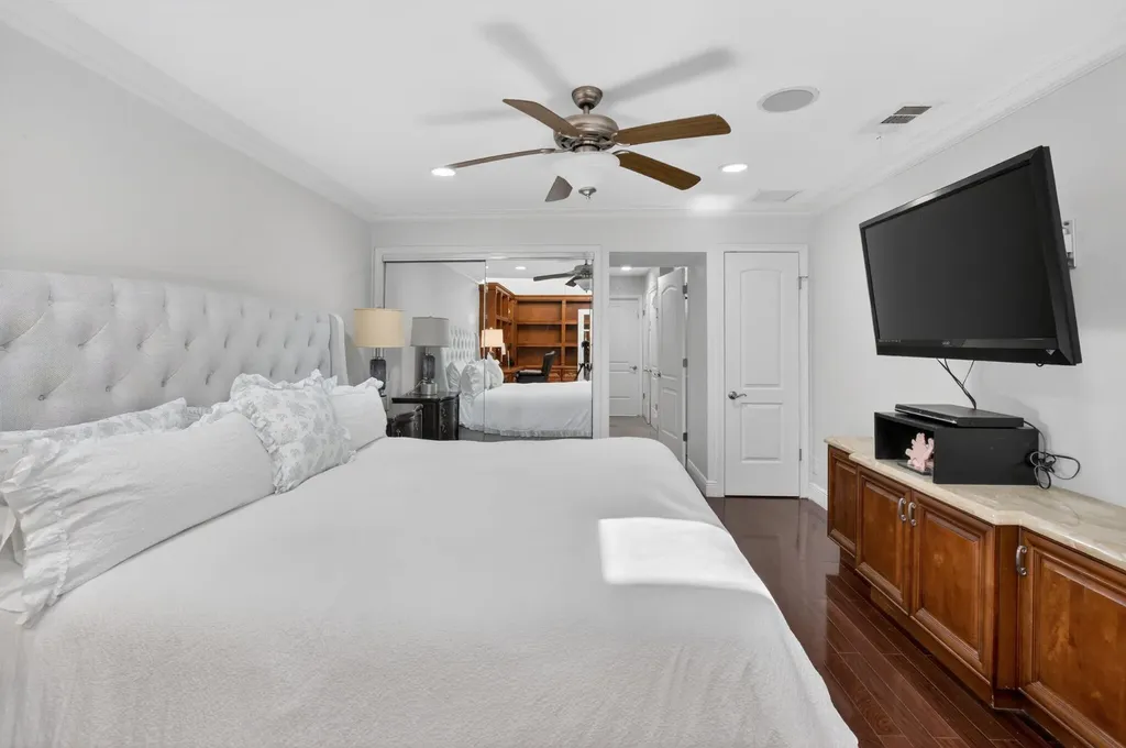 19950 Sawgrass Lane Boca Raton FL 33434