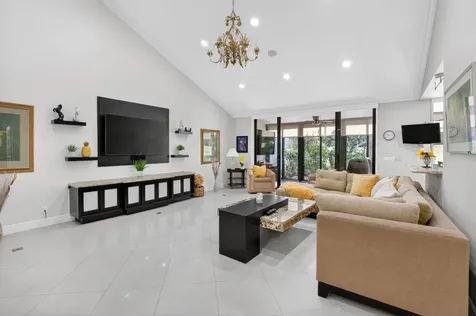 19950 Sawgrass Lane Boca Raton FL 33434