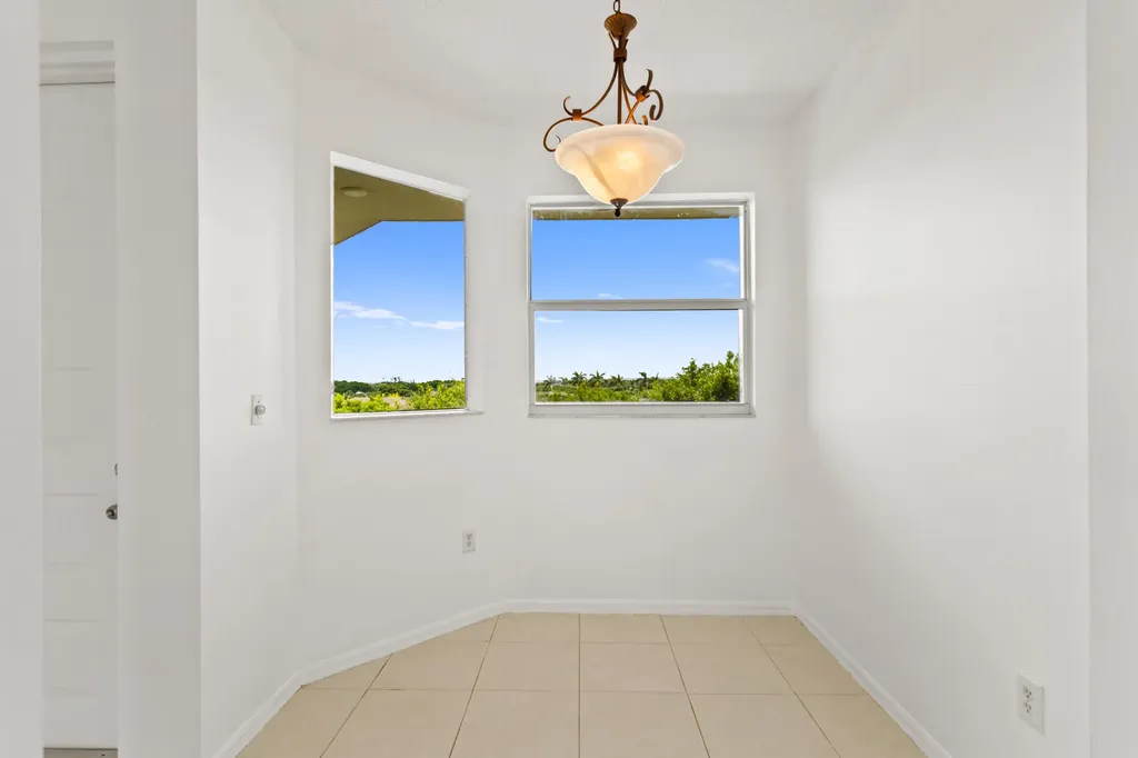 27 Royal Palm Way Boca Raton FL 33432
