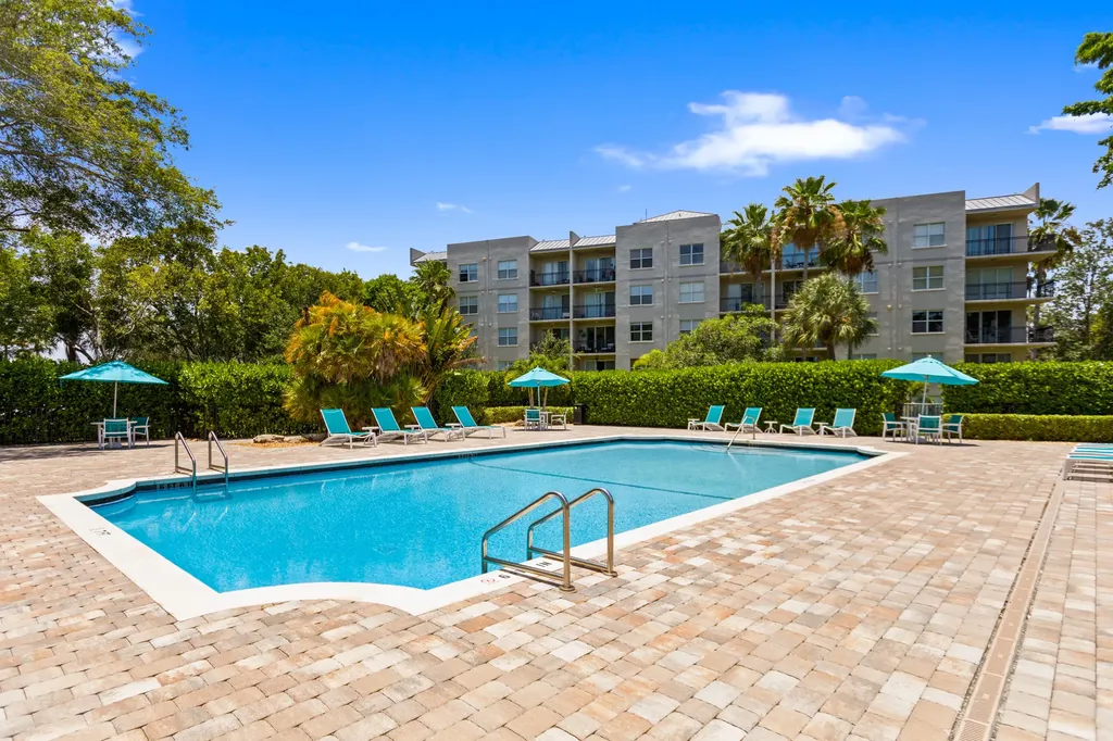 27 Royal Palm Way Boca Raton FL 33432