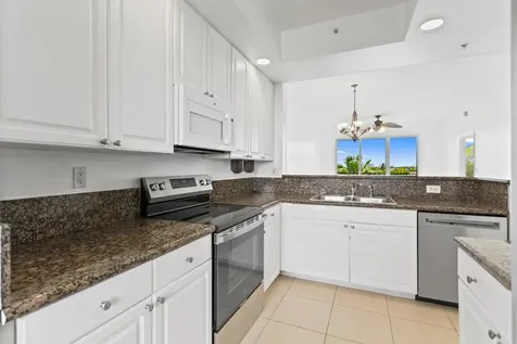 27 Royal Palm Way Boca Raton FL 33432