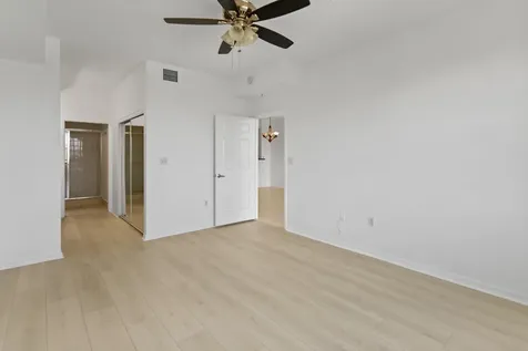 27 Royal Palm Way Boca Raton FL 33432