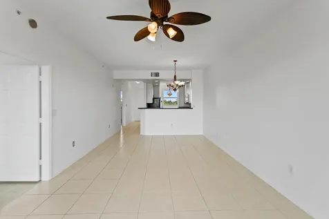 27 Royal Palm Way Boca Raton FL 33432