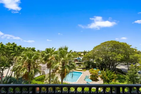 27 Royal Palm Way Boca Raton FL 33432