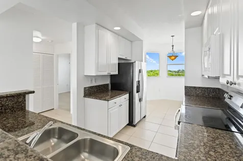 27 Royal Palm Way Boca Raton FL 33432