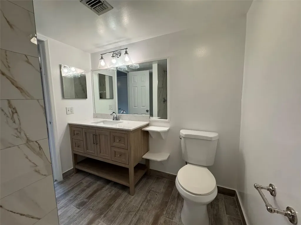 606 Gardens Drive Pompano Beach FL 33069