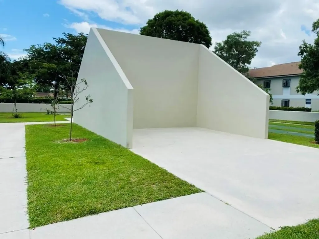 606 Gardens Drive Pompano Beach FL 33069