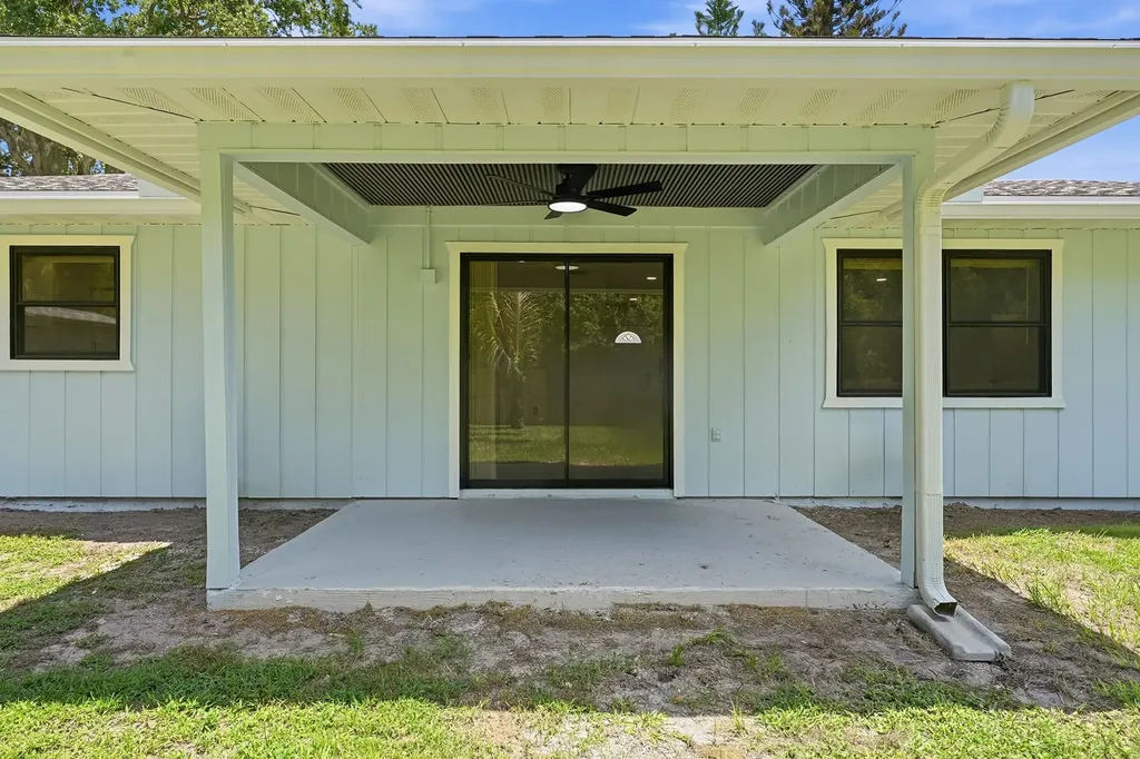 6007 Fort Pierce Boulevard Fort Pierce FL 34951