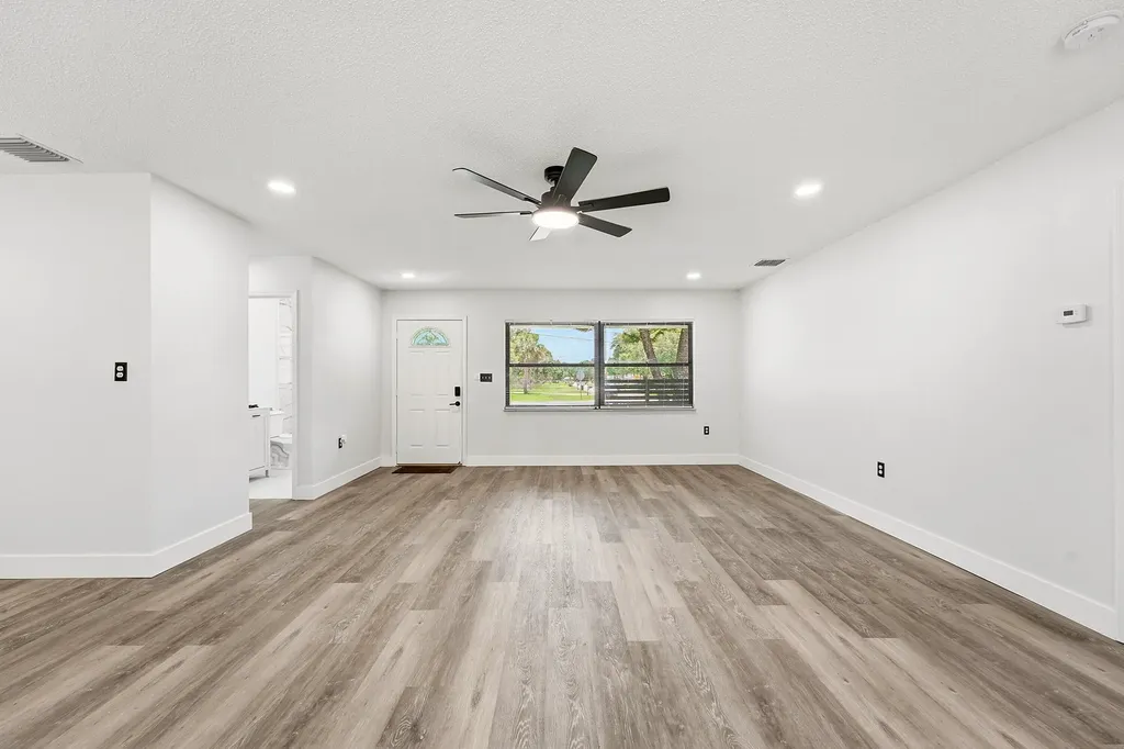 6007 Fort Pierce Boulevard Fort Pierce FL 34951