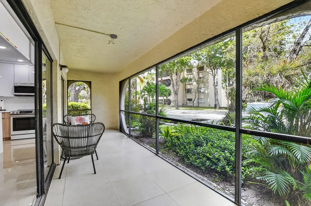 6335 Longboat Lane W Boca Raton FL 33433