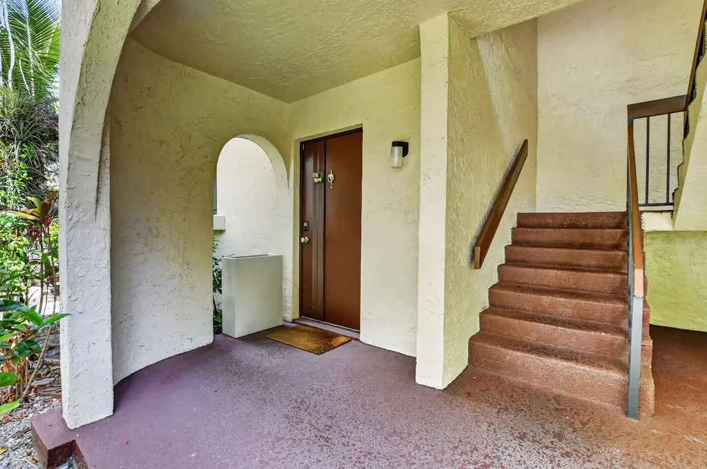 6335 Longboat Lane W Boca Raton FL 33433