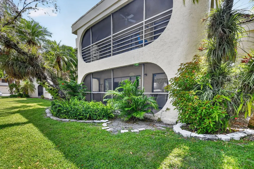 6335 Longboat Lane W Boca Raton FL 33433