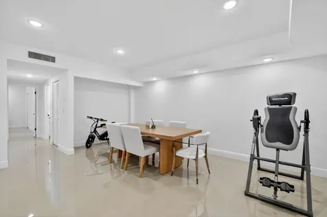 6335 Longboat Lane W Boca Raton FL 33433