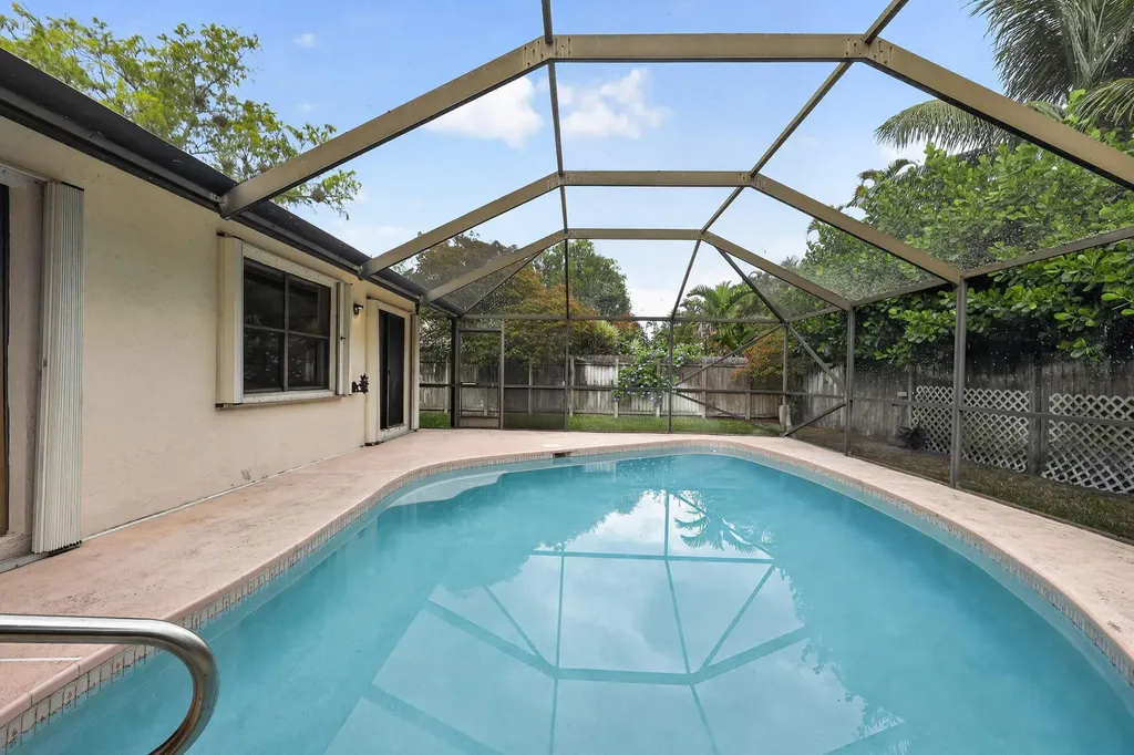 14798 Paddock Drive Wellington FL 33414