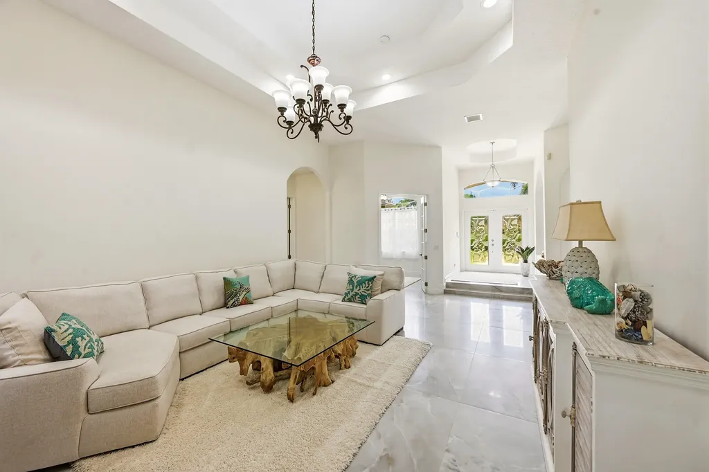 14310 N 85th Road Road N The Acreage FL 33470