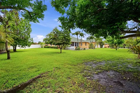 14310 N 85th Road Road N The Acreage FL 33470