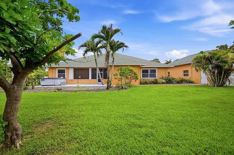 14310 N 85th Road Road N The Acreage FL 33470