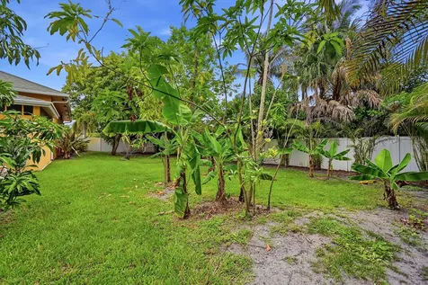 14310 N 85th Road Road N The Acreage FL 33470