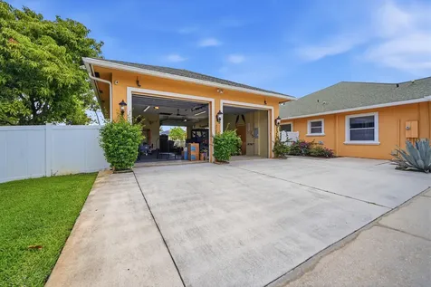 14310 N 85th Road Road N The Acreage FL 33470