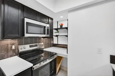 5611 NW 21st Street Lauderhill FL 33313