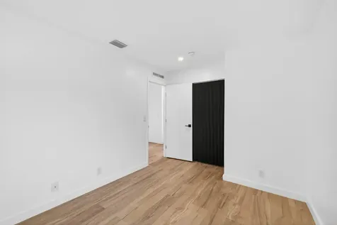 5611 NW 21st Street Lauderhill FL 33313