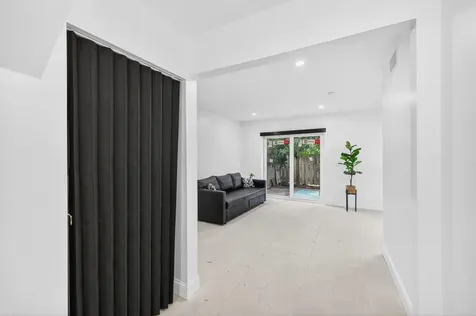 5611 NW 21st Street Lauderhill FL 33313