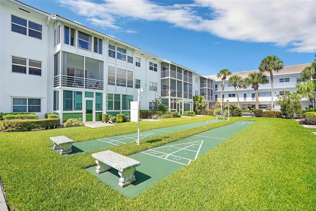 1461 S Ocean Boulevard Pompano Beach FL 33062