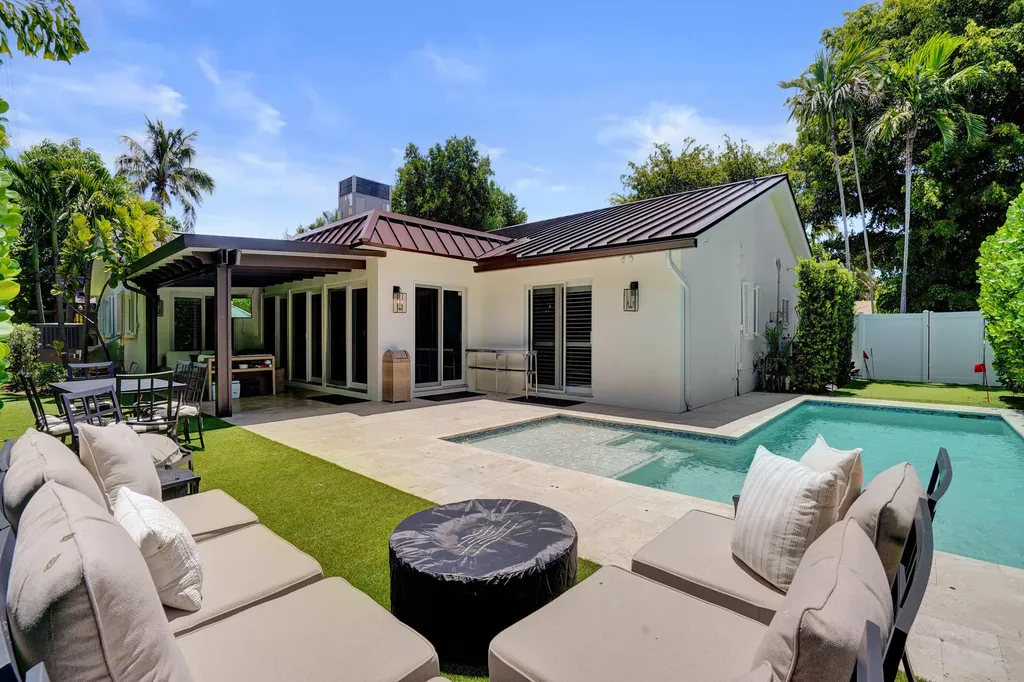 2749 NE 35th Drive Fort Lauderdale FL 33308
