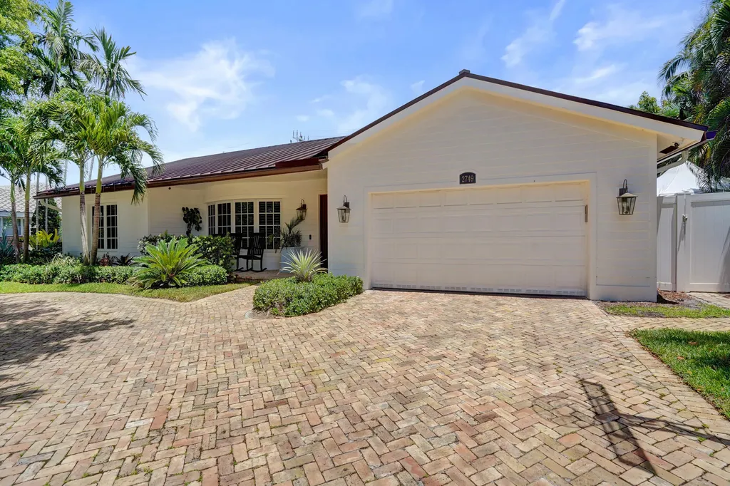 2749 NE 35th Drive Fort Lauderdale FL 33308