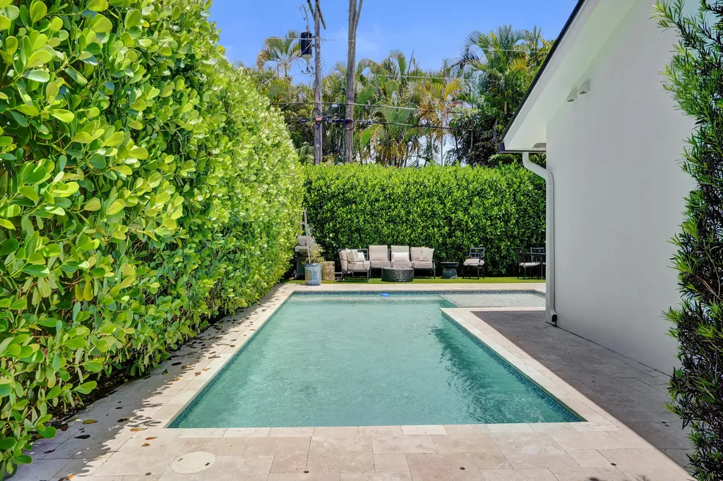 2749 NE 35th Drive Fort Lauderdale FL 33308