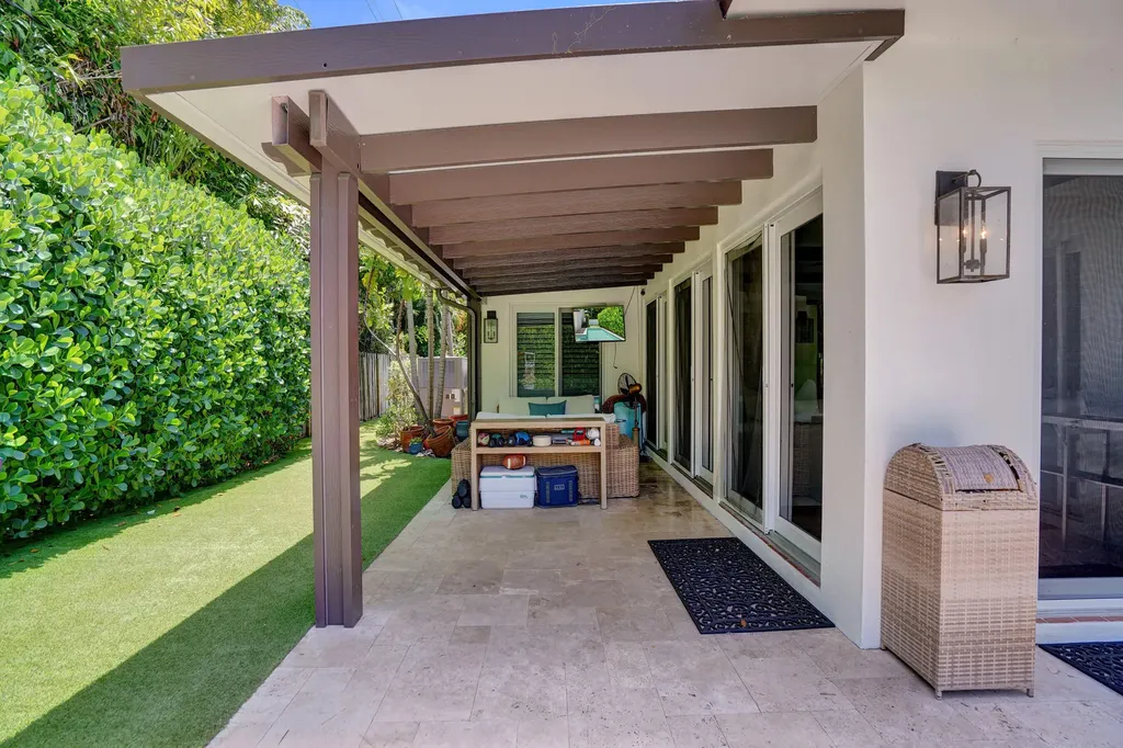 2749 NE 35th Drive Fort Lauderdale FL 33308