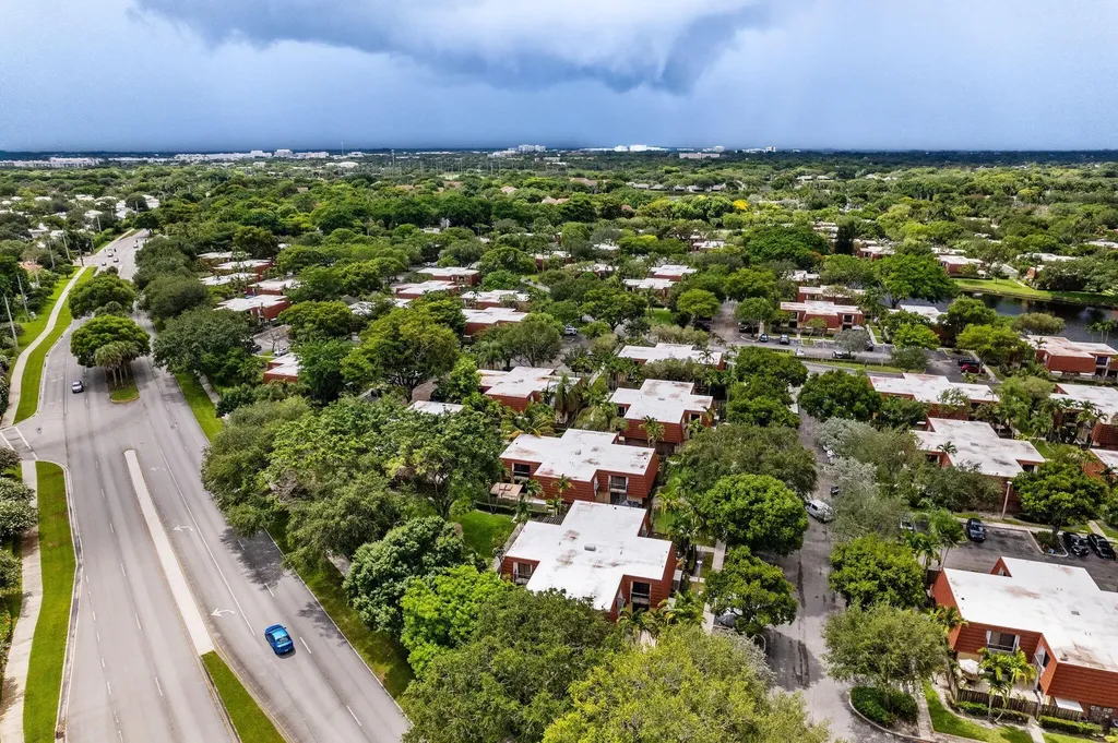 730 NW 99th Circle Plantation FL 33324