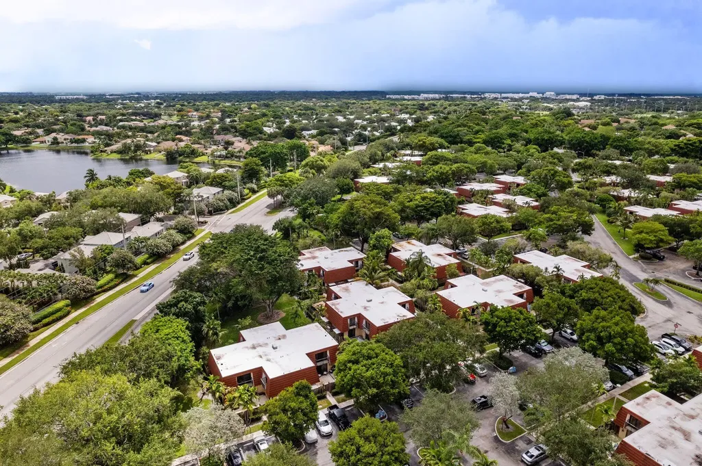 730 NW 99th Circle Plantation FL 33324