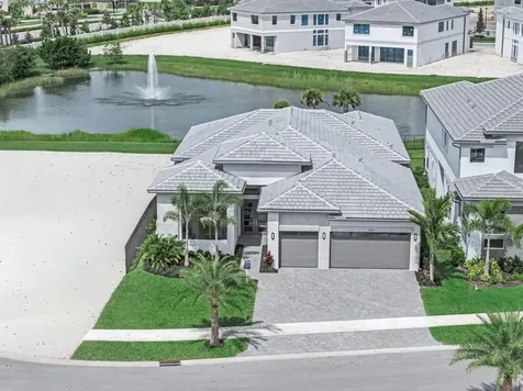 9891 Migration Point Palm Beach Gardens FL 33412