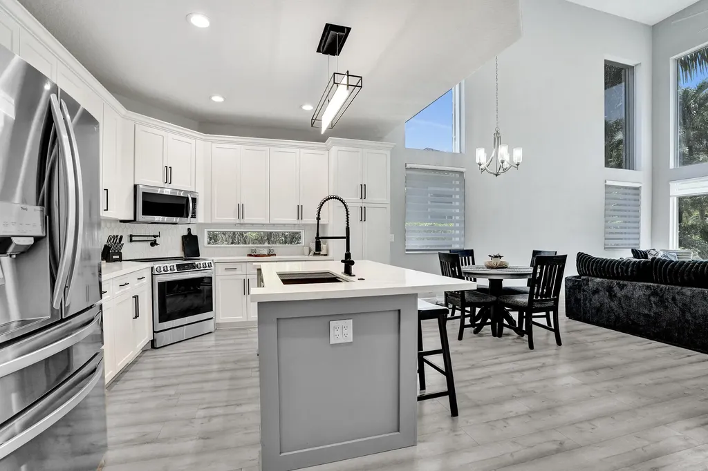 7401 NW 115th Terrace Parkland FL 33076