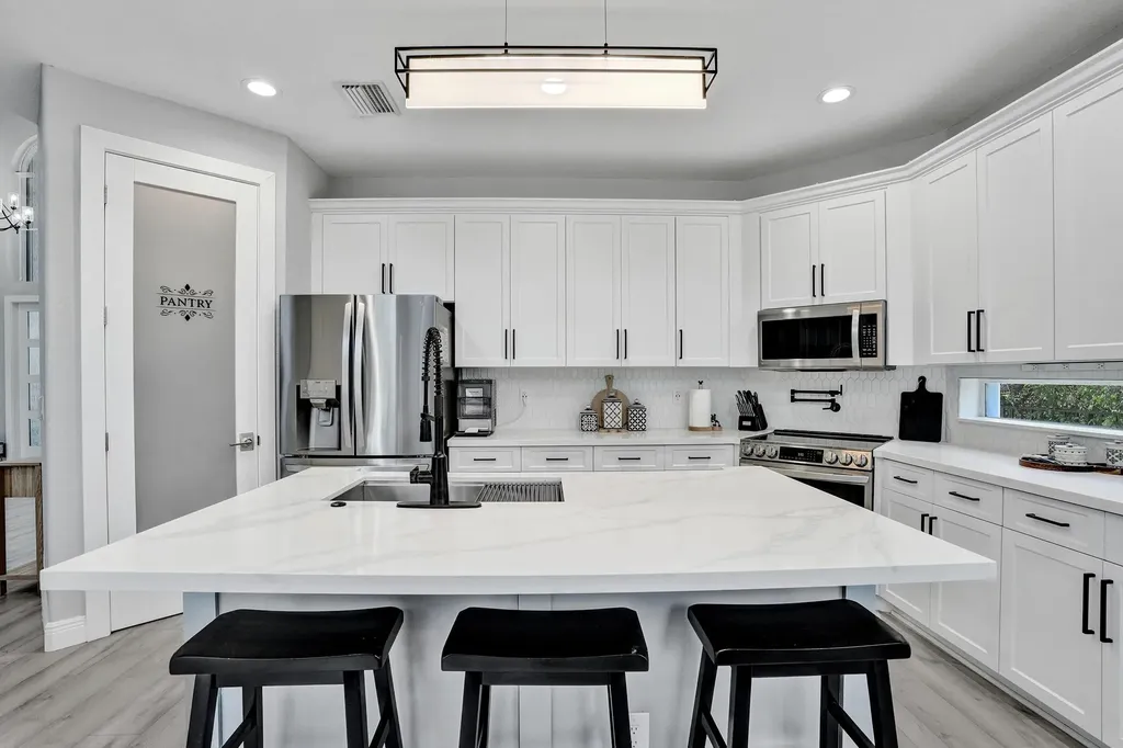 7401 NW 115th Terrace Parkland FL 33076